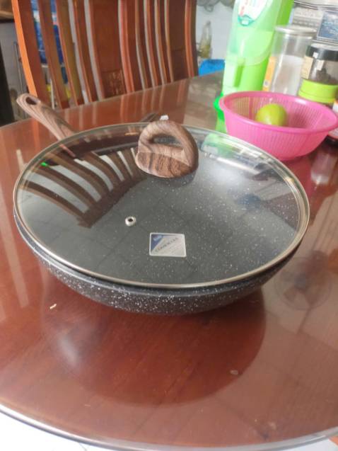 Chảo sử dụng tốt, tay cầm và nắp đậy rất chắc chắn. Lần sau sẽ mua tiếp loại khác.