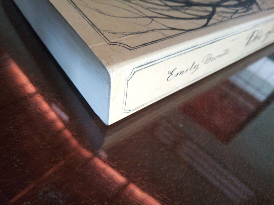 Giao hàng nhanh,,về nội dung thì thuộc dòng sách kinh điển nên ko bàn cãi. Nhưng sách khi mới nhận về bên ngoài có bám bụi rất nhiều, sách bị móp méo ở phần gáy và dường như đây là sách cũ và là hàng đọc thử của các bạn đi nhà sách nên mình hơi thất vọng. Cảm ơn tiki ạ.