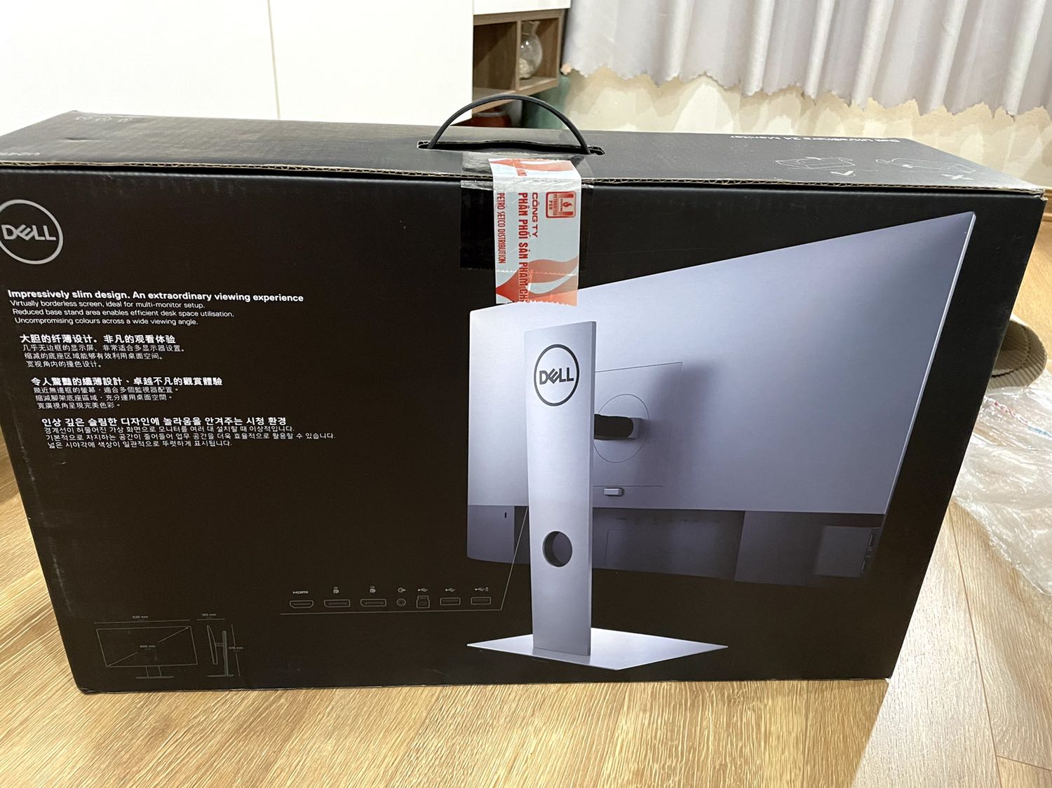 Luôn tin tưởng hàng của tiki traning, đóng gói cẩn thận, hàng chính hãng 100% bảo hành điện tử đầy đủ, chất lượng tốt, màn ko bị hở sáng quá nhiều ở mức chấp nhận đc, đây là lỗi chung của màn IPS rồi, vote 5 sao