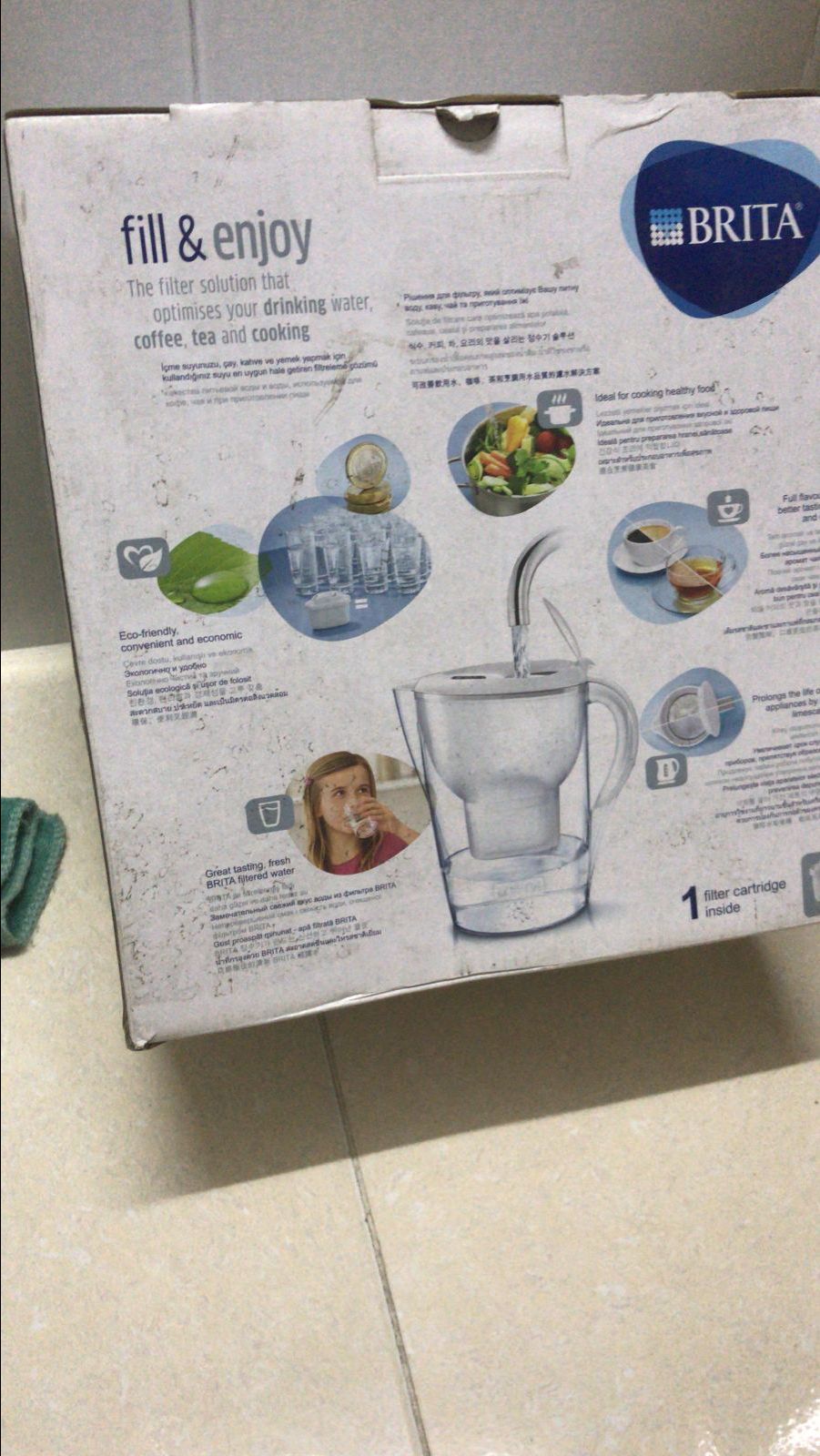 nhận hàng thấy hụt hẫng ghê, nhìn cái thùng dơ ơi dơ, sản xuất từ 2018, mình k biết lõi lọc có quá hạn sử dụng không 😥