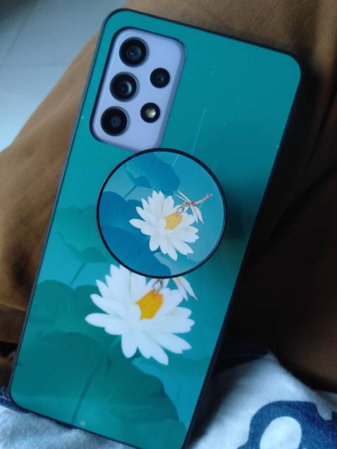 Màu sắc  ok. Hình ảnh không được sắc nét. Màu ốp và màu popsocket không giống nhau. Shop đóng gói tốt.