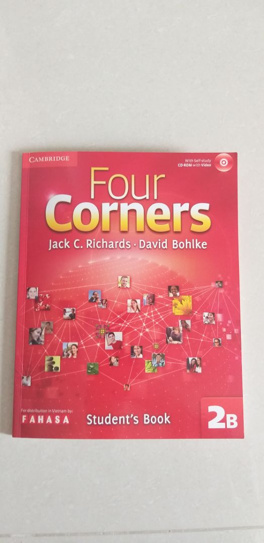 Vừa mở bao bì ra thấy trang đầu tiên của quyển sách bị mất 1 góc. Mặc dù không ảnh hưởng đến nội dung nhưng rất không hài lòng!