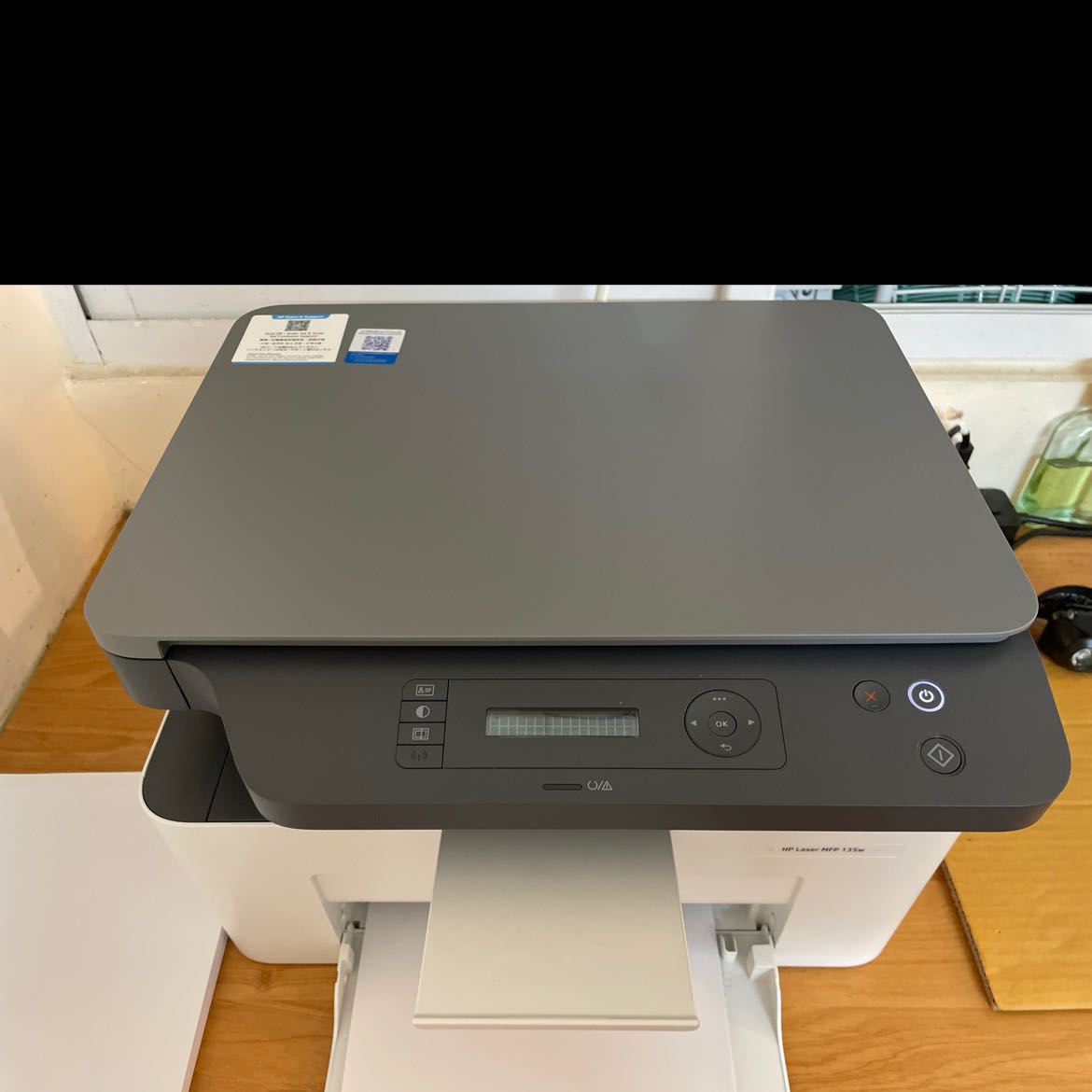 Rất ưng ý với chiếc máy in HP đa năng. Ưng nhất khoản kết nối wifi nên không bị giới hạn về vị trí đặt máy. Ngoài ra in từ điện thoại (không cần cài app) là một ưu điểm. Cực nhanh & tiện lợi. Rất ưng ý với chiếc máy in HP đa năng. Ưng nhất khoản kết nối wifi nên không bị giới hạn về vị trí đặt máy. Ngoài ra in từ điện thoại (không cần cài app) là một ưu điểm. Cực nhanh & tiện lợi.