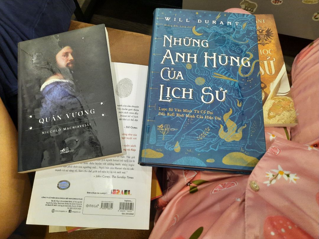 một tác phẩm tuyệt vời, nhà sách đóng gói cẩn thận  sách còn thơm mới