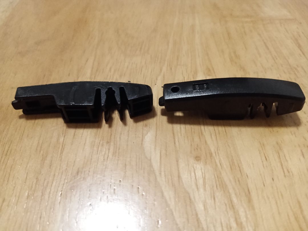 Lắp ráp dễ, tiện lợi.
Trong hộp còn 2 nút nhựa, chưa biết dùng để che khớp như thế nào, nhờ shop hay anh chị nào biết hướng dẫn giúp! Lắp ráp dễ, tiện lợi.
Trong hộp còn 2 nút nhựa, chưa biết dùng để che khớp như thế nào, nhờ shop hay anh chị nào biết hướng dẫn giúp!