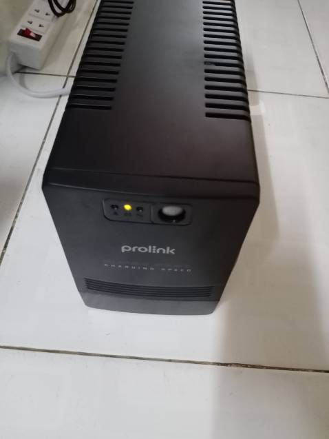 Sao bật lên sài mà nó cứ kêu tít tít hoài