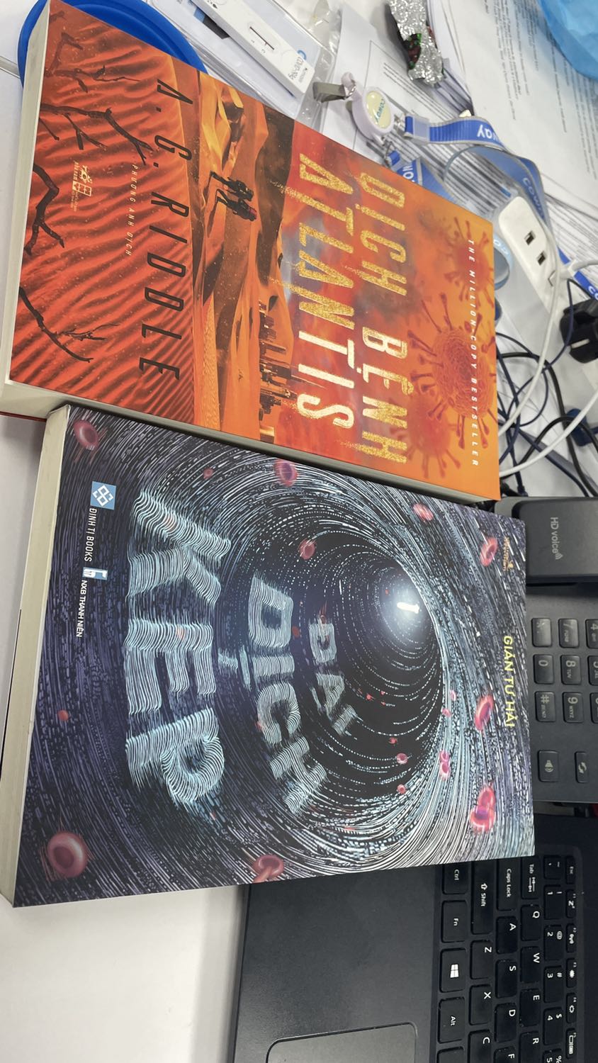 Sách đẹp đóng gói tốt giao đúng giờ, giá rẻ hơn tất cả chỗ khác nên là cứ vote 5 sao đã hihi