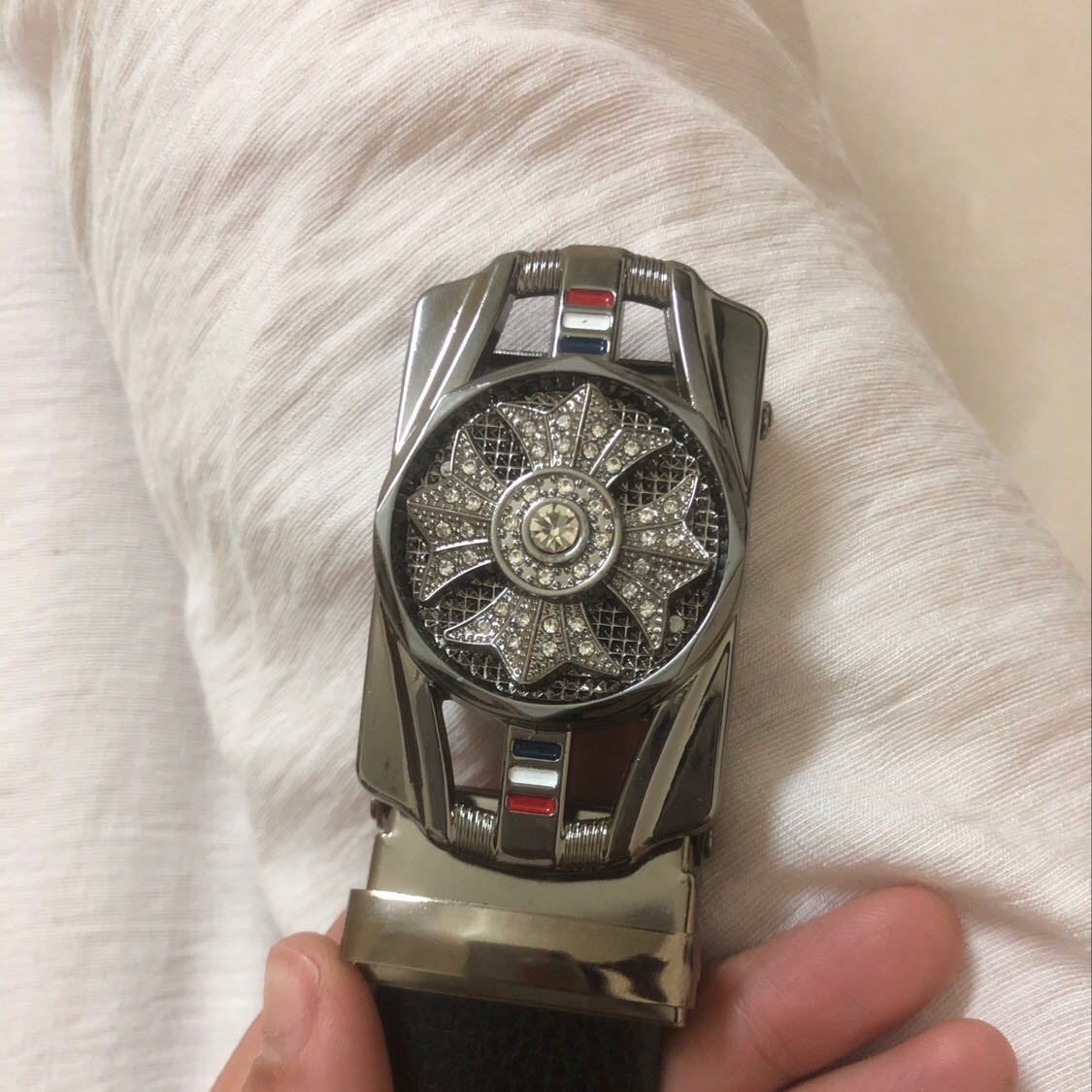 Đẹp, chất. Nhận hàng thấy ưng quá trên cả mong đợi. Chất liệu đúng quá ổn so với giá. Anh em nên mua nhé. Không có chỗ chê Đẹp, chất. Nhận hàng thấy ưng quá trên cả mong đợi. Chất liệu đúng quá ổn so với giá. Anh em nên mua nhé. Không có chỗ chê