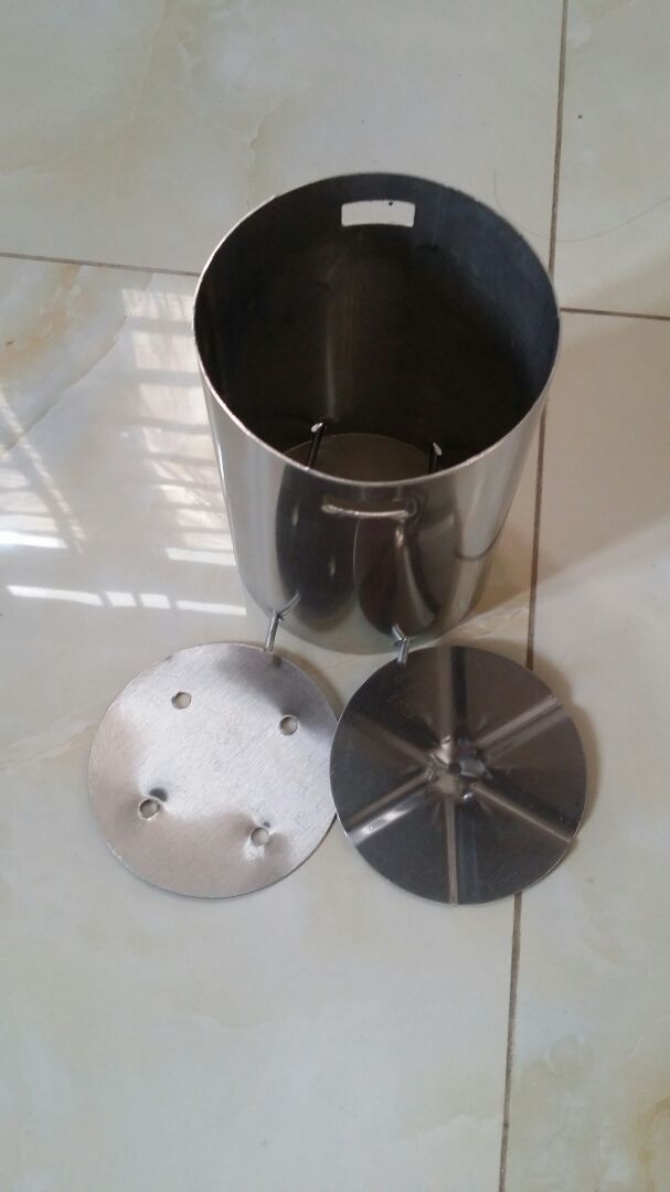 giao sản phẩm không đạt yêu cầu, giao khuôn làm giò thủ mà không có nắp vặn làm sao xài