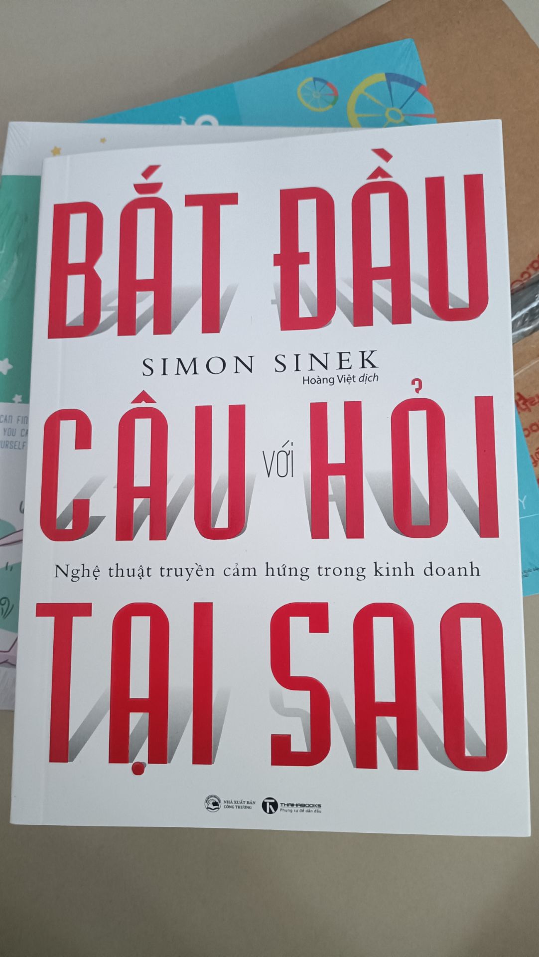 Săn sale được giá siêu hờii
Giao nhanh lắm
Nội dung chưa đọc
Chất giấy okelar
Hàng Fahasa thì có bọc nilong, không trầy xước
Cho 5 sao và sẽ tiếp tục ủng hộ nha