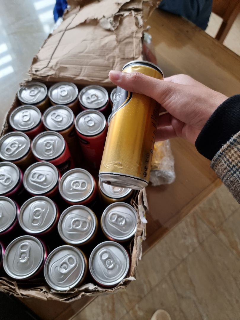 làm ăn *** đảo, hàng móp méo. còn thêm một *** trống không. mọi người cảnh giác. Bên nào bán thì liên hệ với t đi, lũ này làm ăn quá ***!