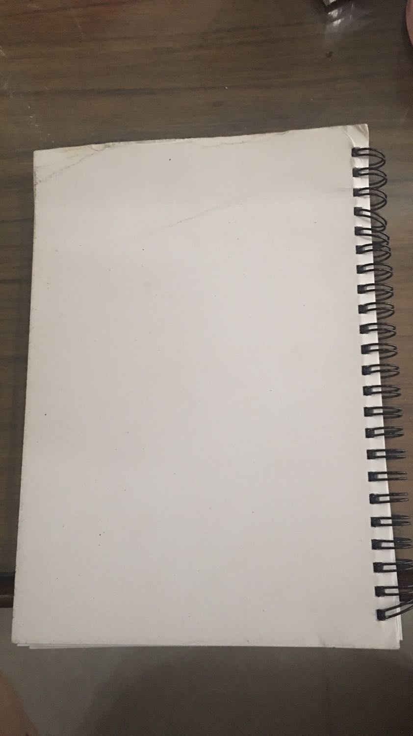 Thứ nhất mình đăng ký dịch vụ giao nhanh và tiki giao hàng trễ làm trễ nải công việc của mình.
Thứ 2 sản phẩm của tiki phân phối kém chất lượng quá. Hàng bẩn thỉu, bìa sau nhàu nát nhăn nhúm. Tại sao lại có thể giao hàng như thế này cho khách hàng được nhỉ. Không hề tôn trọng khách hàng một chút nào cả.