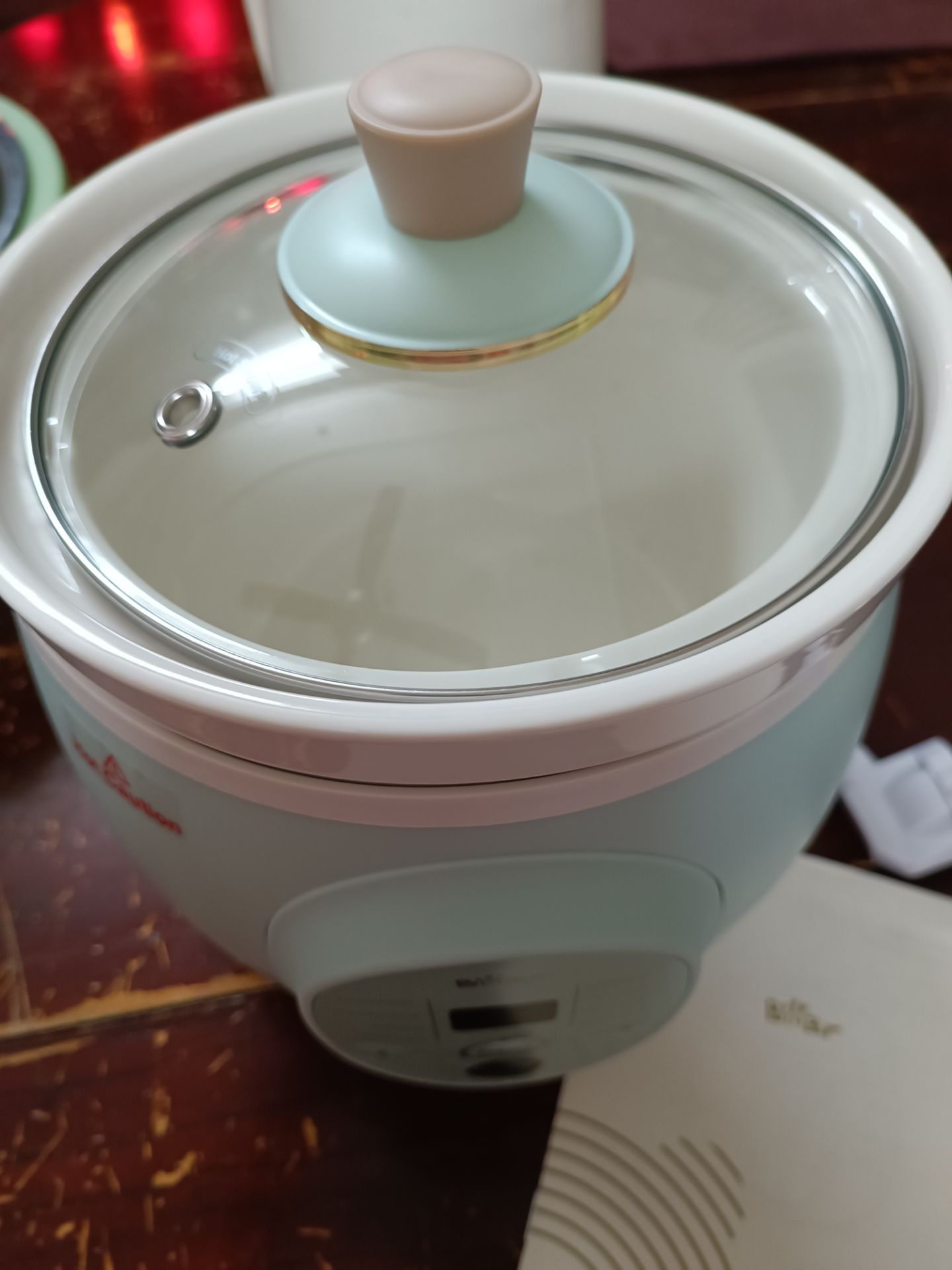 Đừng tích nồi lớn nhất trong tầm giá, mẫu mã khá bắt mắt. Giao hàng ngày cận Tết mà khá nhanh và kỹ. Like 🥰