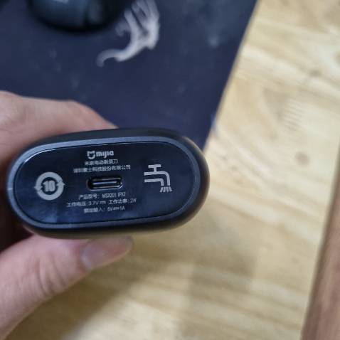 Lưỡi dao sát, êm, rễ vệ sinh
Hàng chuẩn, đủ phụ kiện, rất thích cái túi kèm theo