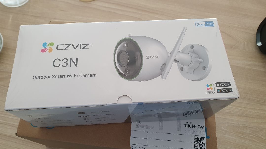 Sản phẩm chính hãng nguyên seal,  mở hộp là thấy kết rồi.  Giao hàng cực nhanh, độ bền chắc sẽ tốt  vì cam rất chắc chắn.