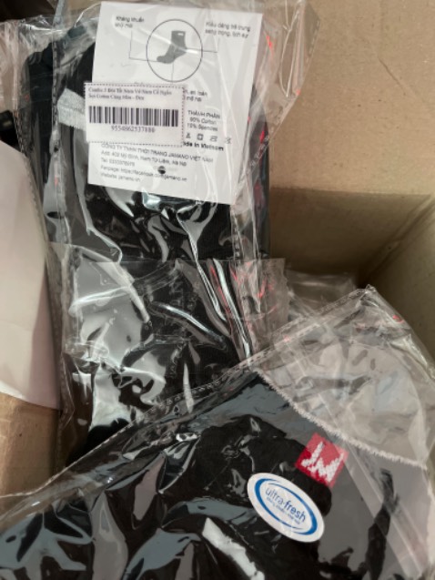 chất  liệu vải tốt, mềm mại, ôm form chân, giao nhanh, đóng gói đẹp