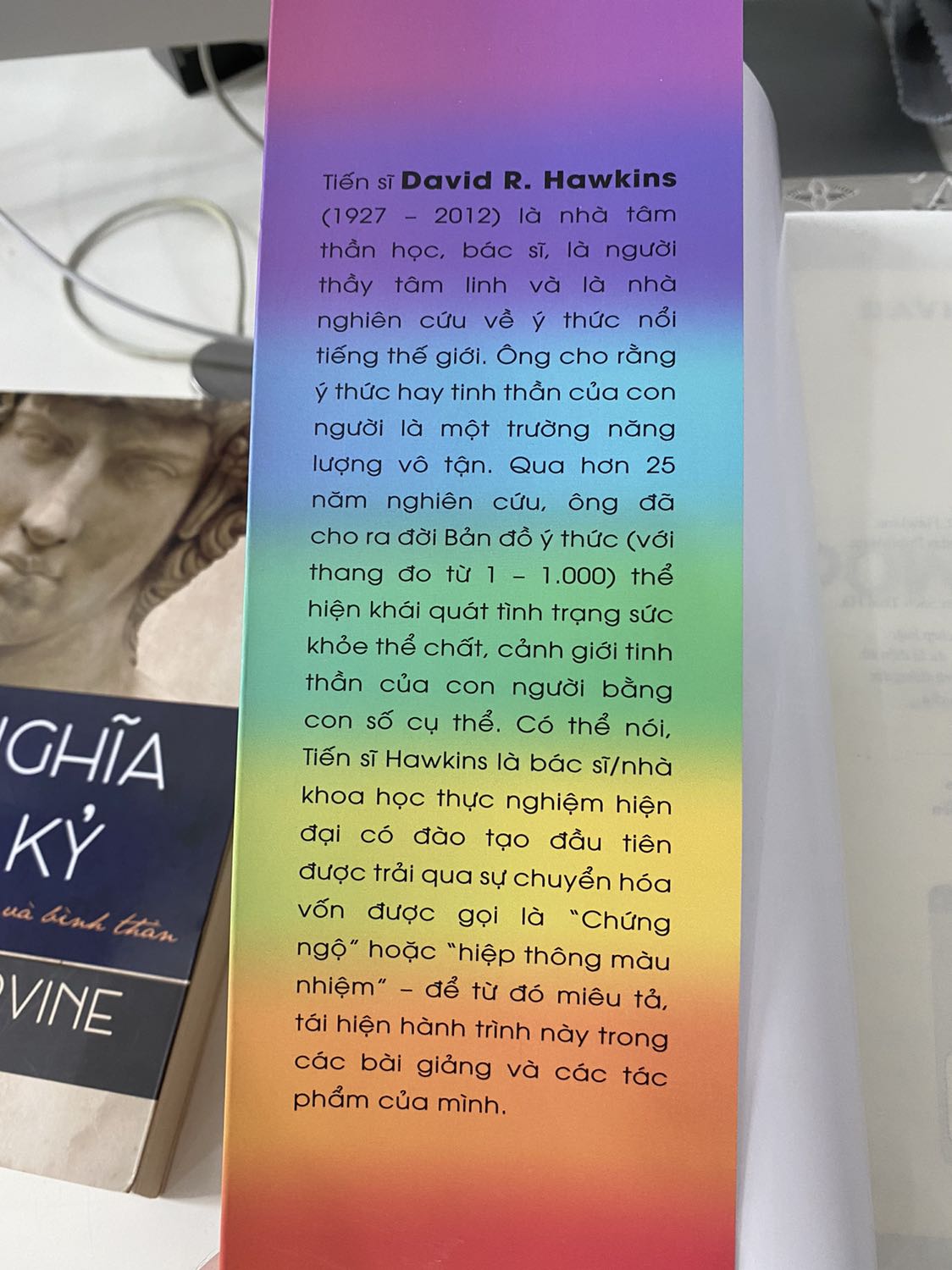 Quyển sách được giới thiệu bởi 1 chuyen gia

quyển sách này phù hợp với ai muốn tìm hiểu về tâm linh và trường năng lượng 
tìm hiểu về triết lý sống Làm sao cho cuộc sống hạnh phúc hơn

Tiki giao hàng siêu nhanh bao bì đẹp
LIKE Thaiha Book
