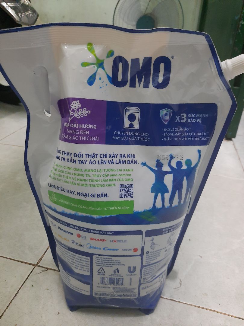 Sản phẩm có ngoại quan giống như mô tả, tiki đóng gói sản phẩm tốt, hàng mới date sản xuất tháng 9/2021, chất lượng sản phẩm thì khỏi phải bàn, một thương hiệu đã quá quen thuộc với người tiêu dùng Việt, săn sales giá tốt. Tuy nhiên, tiki giao hàng quá lâu, nhu cầu sử dụng cấp bách không thể chờ đợi tiki được, tiki và các đối tác vận chuyển cần có giải pháp giao nhận tốt hơn nữa.