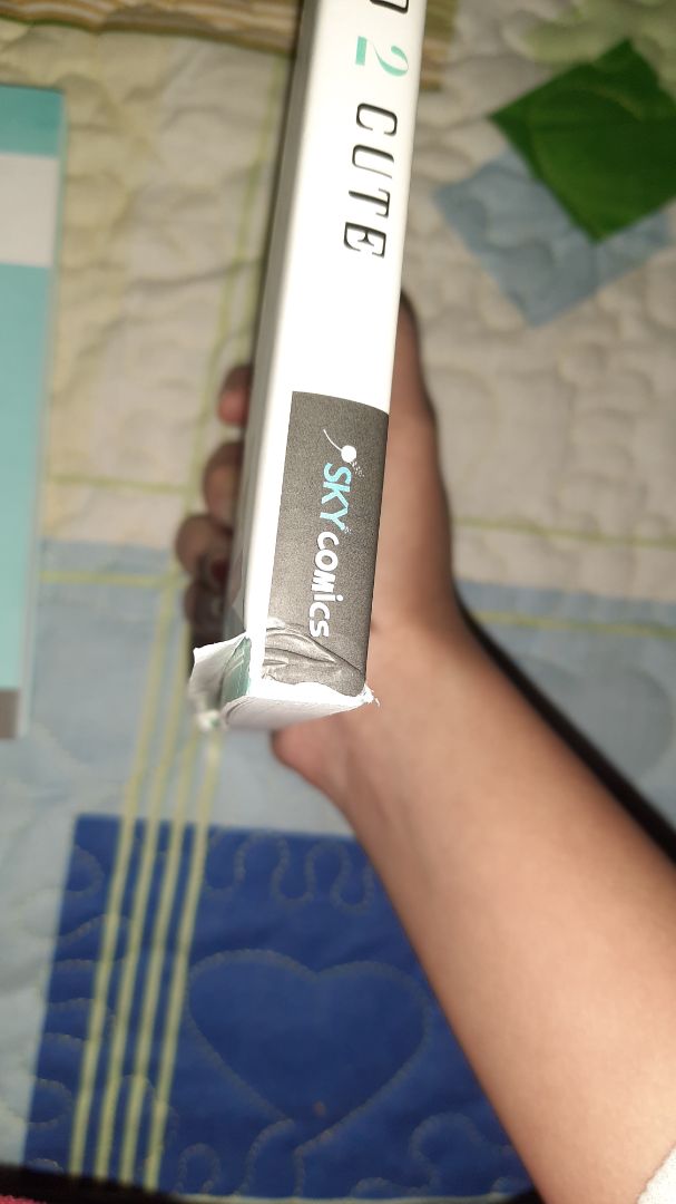 Bth mình rất an tâm về chất lượng sách tiki nhưng quyển này có lẽ là tệ nhất. bìa đằng sau bị gập hẳn lên rách mất một chút. bìa trông hơi bẩn. Nội dung thì mình theo dõi *** trên face thấy rất ok. Nói chung là săn sale 50% nên cũng kh dám phàn nàn nhiều Bth mình rất an tâm về chất lượng sách tiki nhưng quyển này có lẽ là tệ nhất. bìa đằng sau bị gập hẳn lên rách mất một chút. bìa trông hơi bẩn. Nội dung thì mình theo dõi *** trên face thấy rất ok. Nói chung là săn sale 50% nên cũng kh dám phàn nàn nhiều