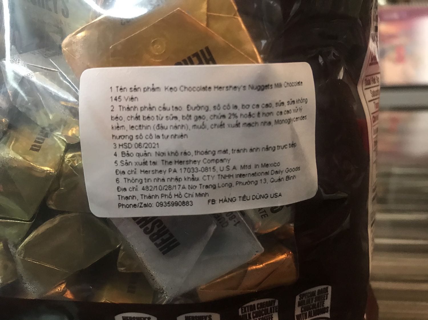Hạn còn khá ít. Mua tháng 2/ 2021 và hạn 6/ 2021. Phải rủ cả nhà ăn lấy ăn để... chắc đẩy hàng cũ đi hết để về mẫu mới.