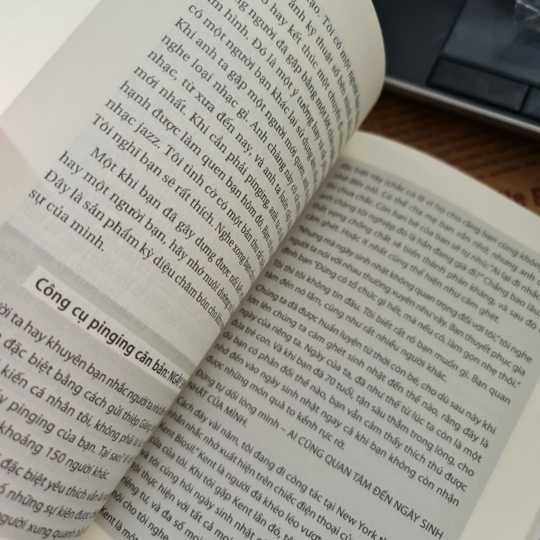 Sách mới, không bị móp méo, nói chung là tốt. mình thích sách nên cảm giác rước một em mới về nó rất là đã kkkk, muốn tìm hiểu nhiều hơn nữa