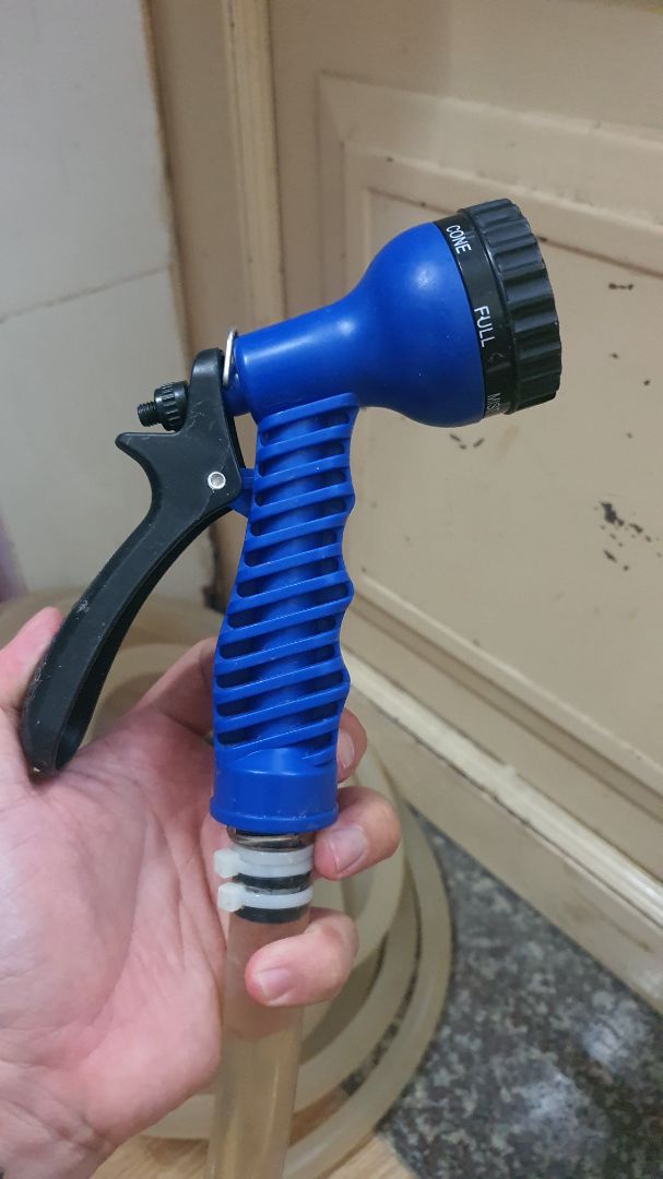 Sản phẩm xài tốt, nhiều chế độ như mô tả, rất thích hợp để dùng cho gia đình có sân