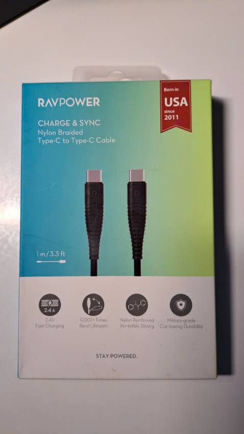 Hàng rất tốt như quảng cáo. Dây mềm mại, các đầu nối vừa chặt. Sạc ổn định, nhanh (tuỳ adapter). Giá rất hợp lý. Giao hàng rất nhanh (hơn dự kiến). Đóng gói rất kỹ càng, mỹ thuật. Nên mua.