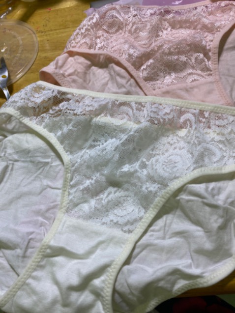 Rất đẹp mọi người ơi. đường may, loại *** và mọi thứ, nhất là bạn trực Chat. rất nhiệt tình.