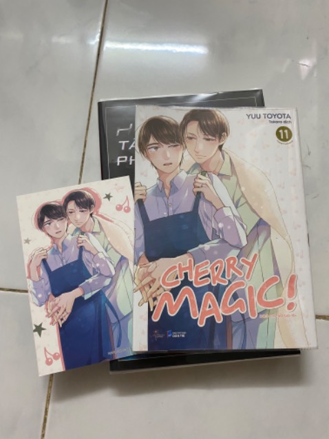 Giao nhanh, đóng gói ok nhưng bản có PVC đã hết mà không cập nhật, làm t mua xong cuối cùng hỏi thì bảo hết bản có PVC r nhưng nhân viên chưa cập nhật :) mà thôi nhận r thì thôi nhưng đánh 3 sao để lưu ý giùm; đến giờ vẫn chưa cập nhật sp, nhỡ ng khác mua lại giống t thì sao 🤷‍♀️