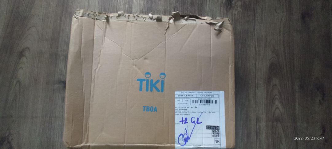 shop ơi sao giao hàng gì kỳ quá vậy ạ