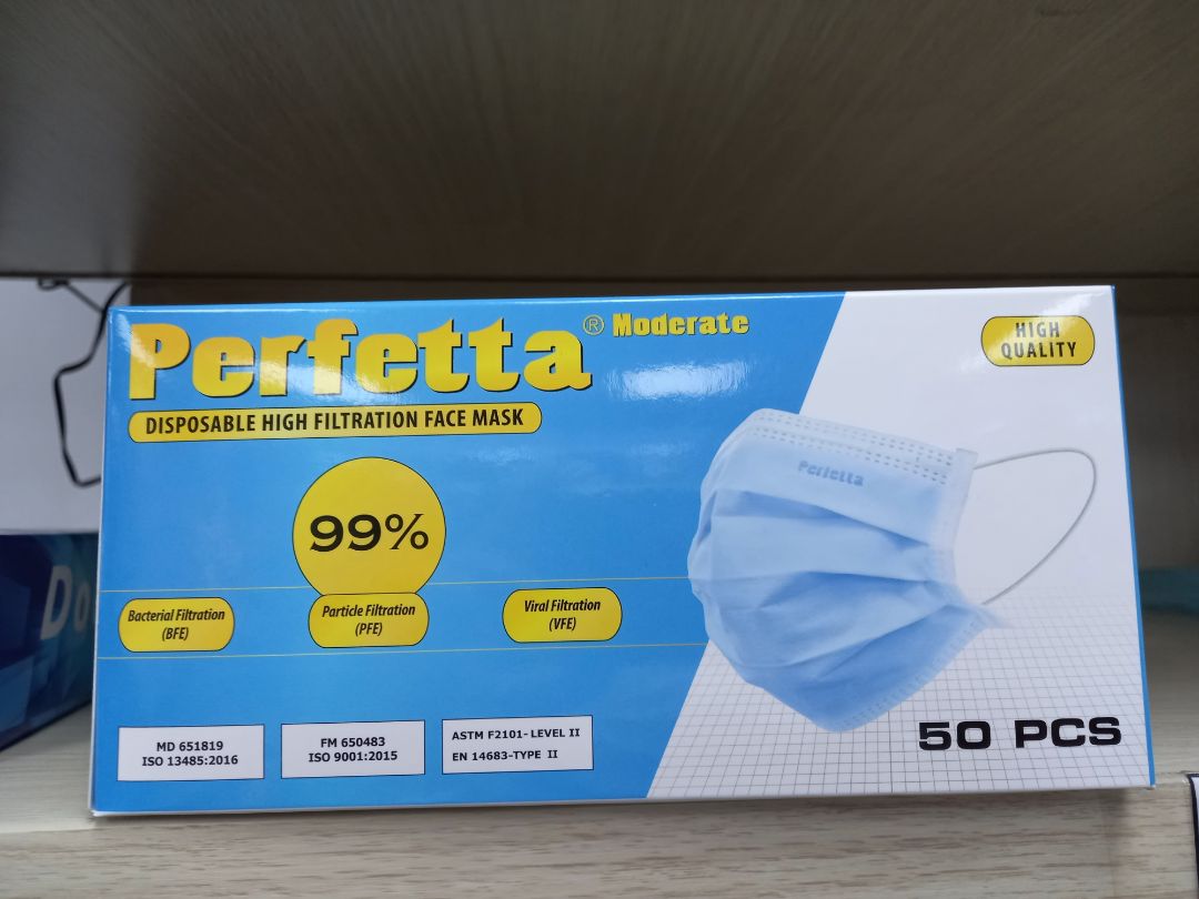 Đóng gói chắc chắn. Sản phẩm chất lượng có tem chống hàng giả. Đã dùng qua nhìu loại khẩu trang nhưng vẫn ưng loại này nhất, cả gđ dùng mấy năm nay, đeo cả ngày k hề bị đau tai.  Giao hàng nhanh chóng.