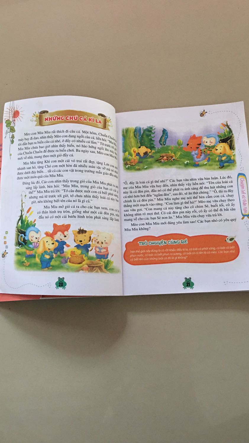 Giấy dày, hình ảnh sinh động. Hài lòng với quyển sách