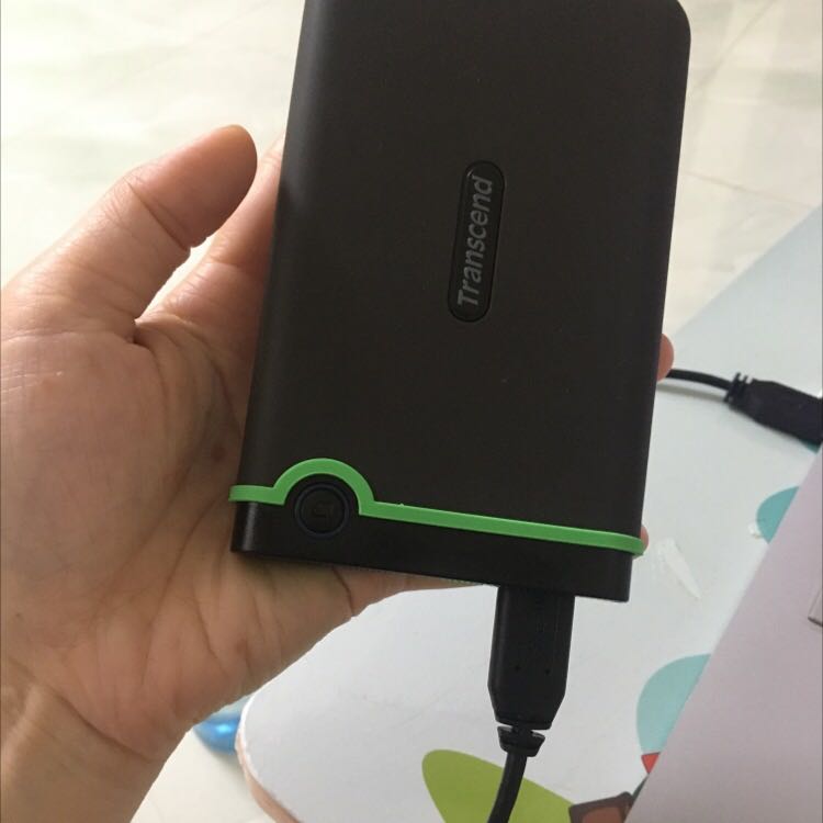 Dùng rất thích vì tốc độ nhanh, kết nối với máy tính dễ dàng