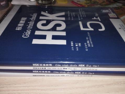Ổn nha mọi người sách bài tập trắng đen, bài học là sách màu