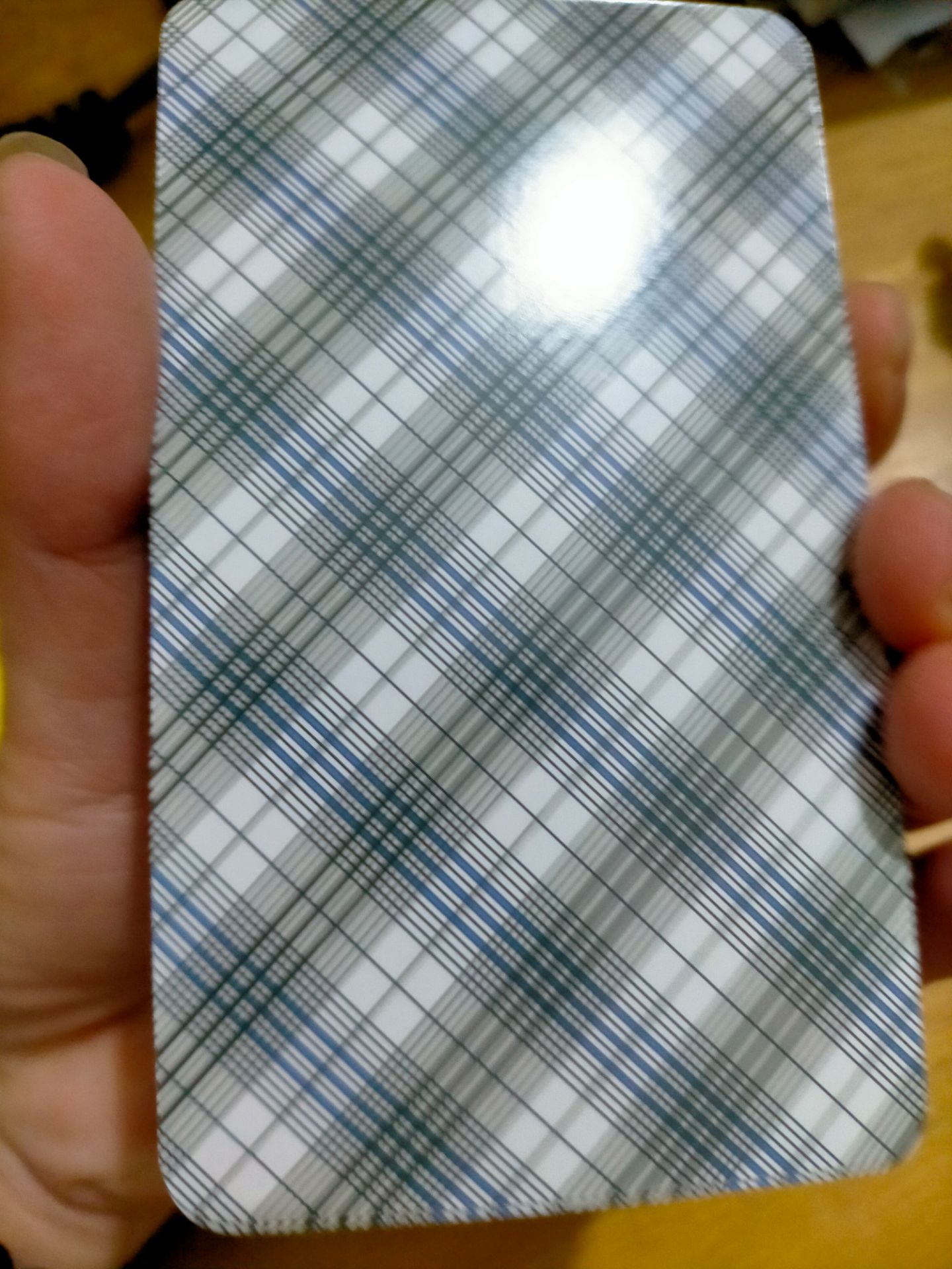 hình ảnh rõ nét, có hướng dẫn giải nghĩa bằng tiếng anh, có cả thẻ bảo hành, nói chung với mục đích bói vui như mình thì bộ bài này quá oki rồi