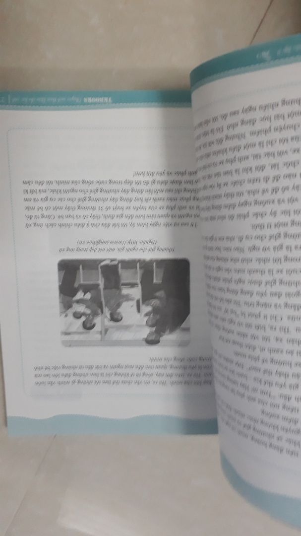 gốc sách bị dơ  nhưng bù lại bài hay. Lời Khuyên: Nên mua