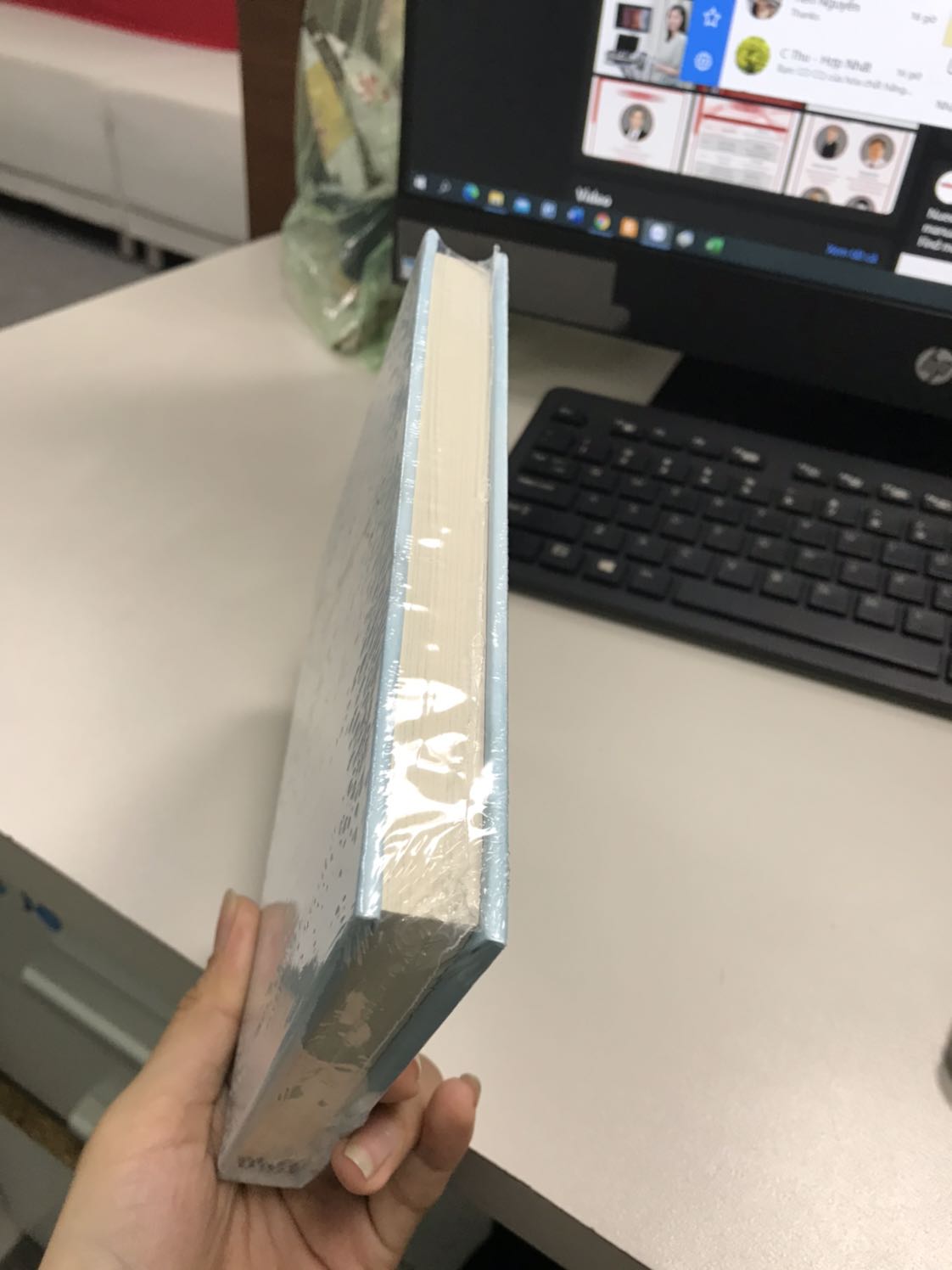 Quyển sách dành cho những người trưởng thành và lạc lối trong cuộc sống tất bật của hiện đại.