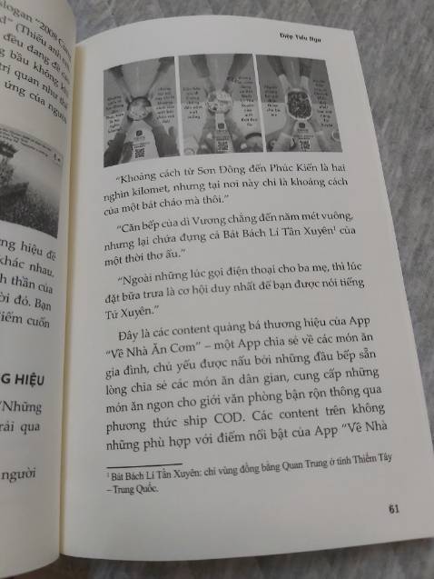 Bị mất trang, đang đọc không thấy chữ đâu nữa. Là lỗi in sai hay chữ tự mất? Chẳng lẻ là dụng ý của tác  giả??????