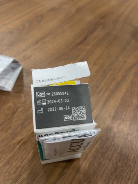 Shop bán đồ ngay đúng expiry date, ngày 1/3 giao hàng mà expiry date là 2***, hộp 50 que, làm gì cho kịp ngày 23/3, shop làm ăn quá mất uy tín, tẩy chay