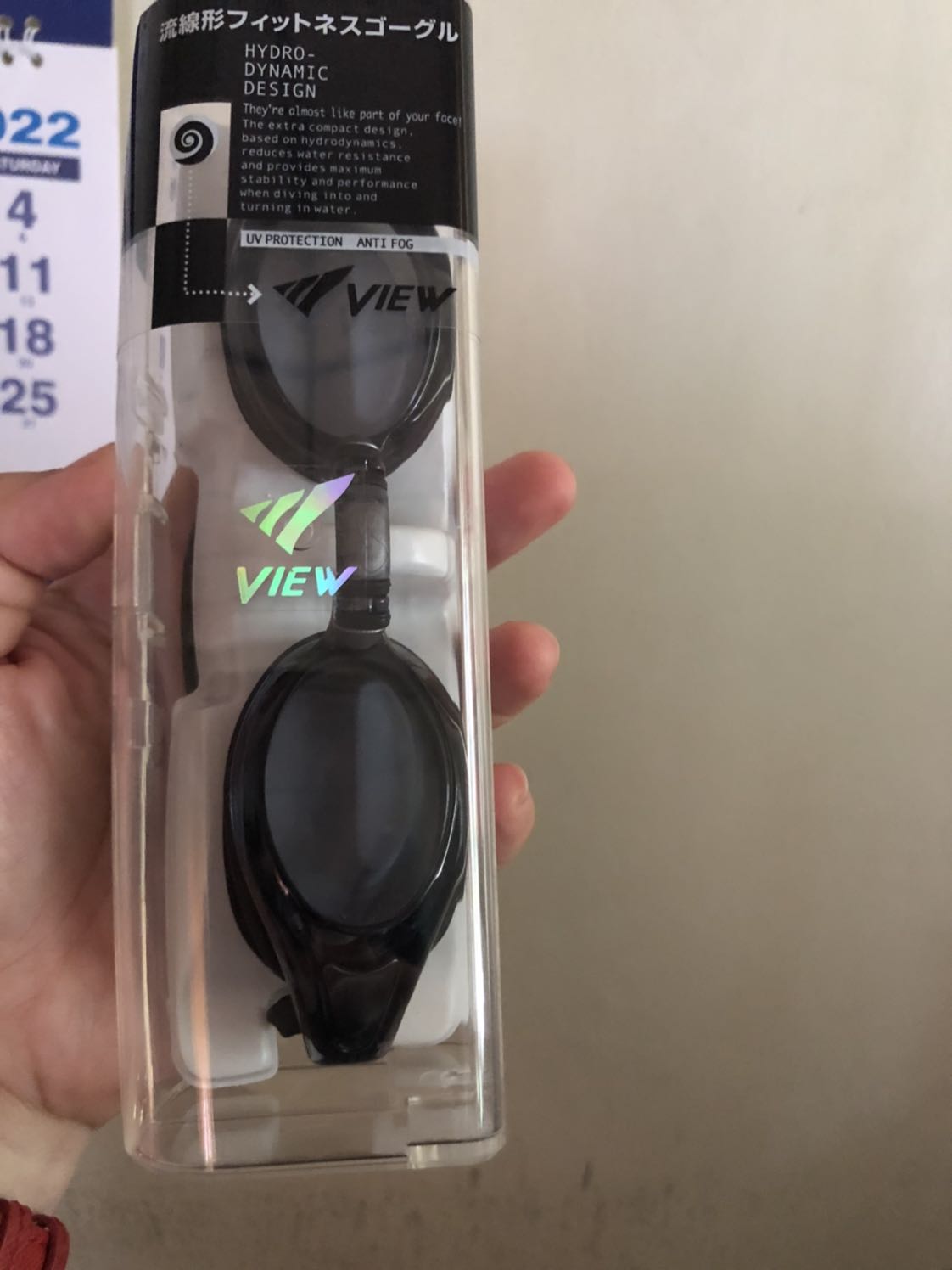 Kinh đep, cơ mà ko thấy dán miếng nhựa chống trầy xước Kinh đep, cơ mà ko thấy dán miếng nhựa chống trầy xước
