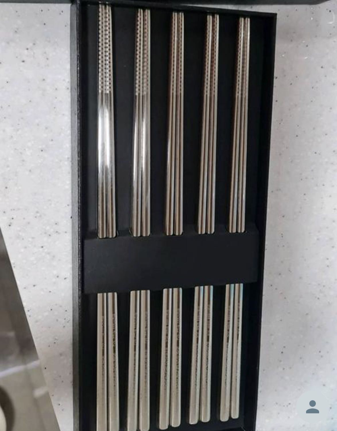 Đũa inox 304 hoa văn đẹp, cầm chắc tay