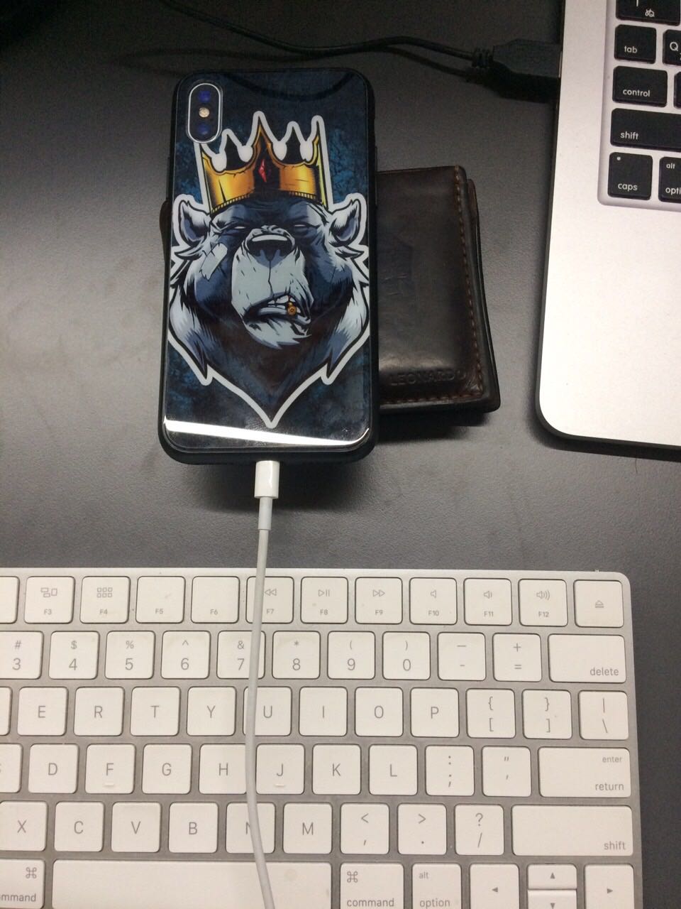 Ốp ok dúng hình. Đóng gói và giao hàng đúng thời gian. Thank