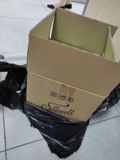 Hàng giao nhanh, giao hàng đầy đủ, giấy mới sản xuất từ t12.2022. giấy dùng ổn. Hài lòng với sản phẩm. Ủng hộ tiếp