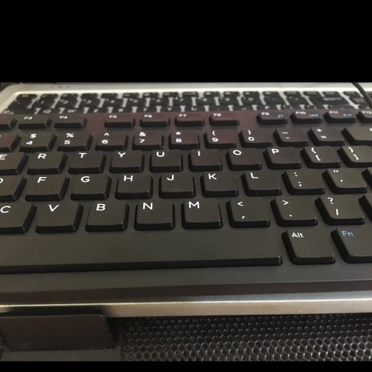 Bàn phím ổn trong tầm giá. Phím thấp phù hợp với người quen gõ phím lap như mình. Ship hàng cực nhanh (có nhờ shop gửi sớm do cần gấp) hôm sau nhận được luôn. Cảm ơn shop! Bàn phím ổn trong tầm giá. Phím thấp phù hợp với người quen gõ phím lap như mình. Ship hàng cực nhanh (có nhờ shop gửi sớm do cần gấp) hôm sau nhận được luôn. Cảm ơn shop!