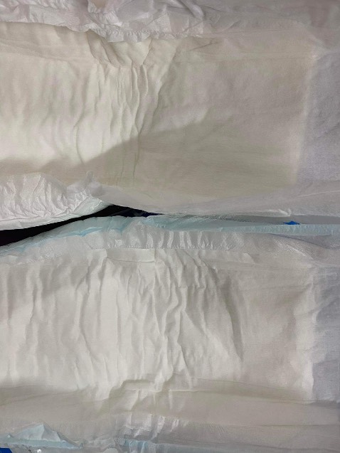 Vế chất liệu thấy khác hơn nhiều so với loại 18 miếng. Mọi người cân nhắc khi mua sản phẩm này Vế chất liệu thấy khác hơn nhiều so với loại 18 miếng. Mọi người cân nhắc khi mua sản phẩm này