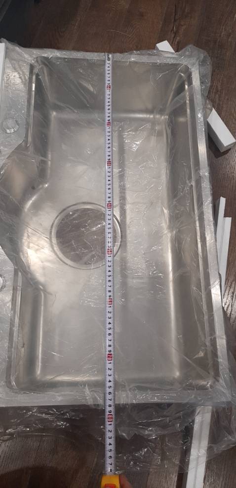 Chậu rất đẹp, inox 304 khắc trên chậu xin xò, chuẩn đúc dày chứ không phải hàng mỏng. Chậu rộng, đúc nguyên khối nhìn mượt mà, rất ưng. Thoát to quá xá. Đóng gói rất cẩn thận. Cho 10 sao.