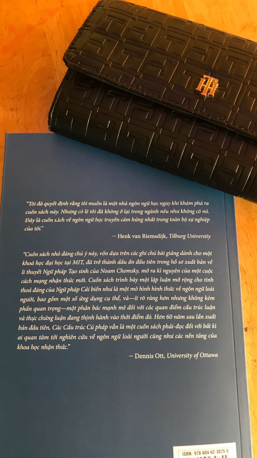 Sách có vài trang bị nếp gấp nhưng tổng thể tương đối OK . 
Nội dung thì thích hợp với cá nhân có trình độ hiểu kiên thức học thuật tương đối sẽ đọc dễ “ngấm” hơn.