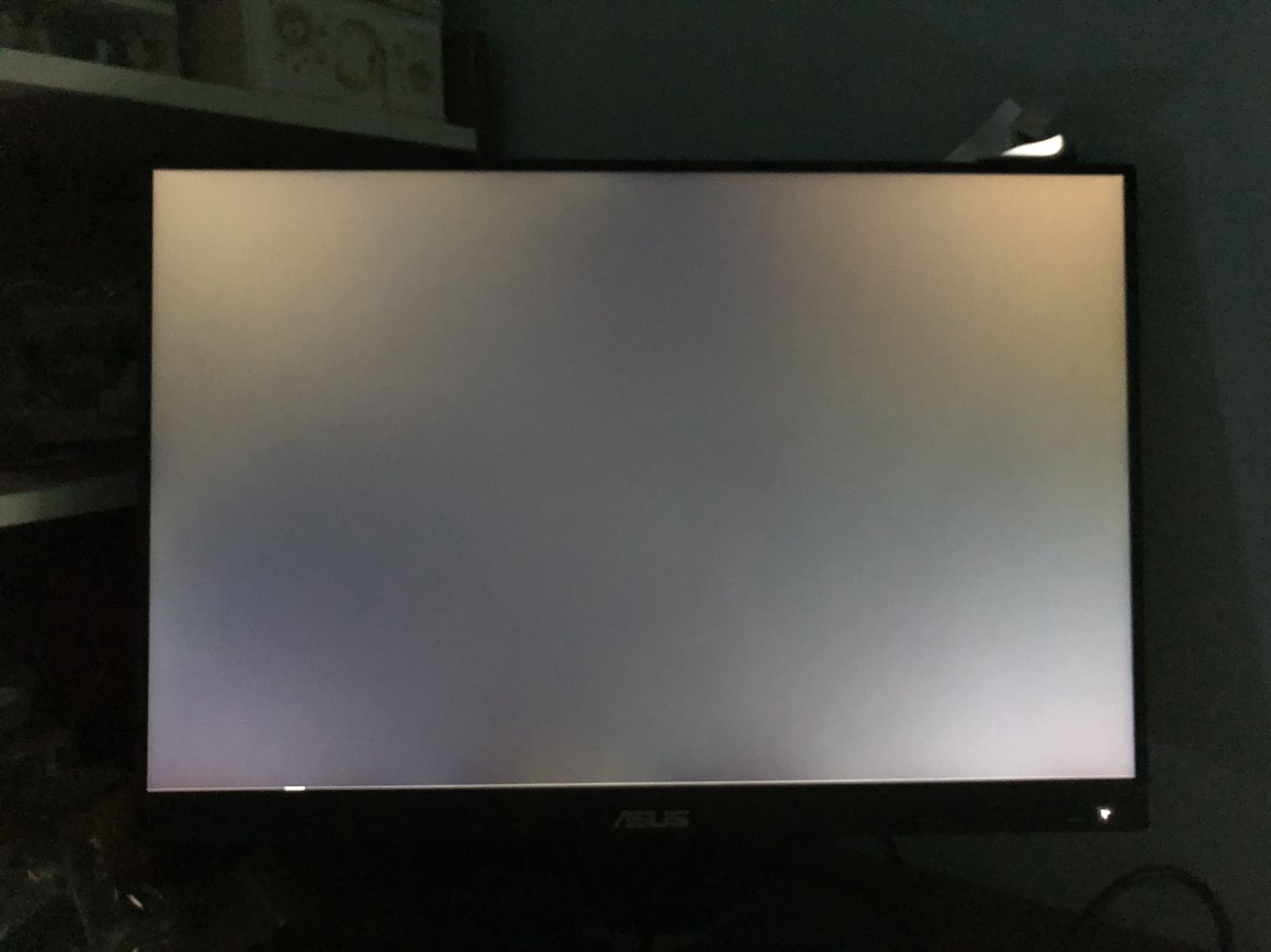 Mình vừa nhận đc màn hình chiều nay từ shop. Giờ mở lên xem thì có ngay cái gạch này, lại còn hở sáng khủng khiếp. Vui lòng xử lý giùm mình.
Chờ từ 6/11 tới giờ 4 ngày mà ko thấy 1 phản hồi nào từ shop. Chán cho lên 5* để shop vừa lòng. Mình vừa nhận đc màn hình chiều nay từ shop. Giờ mở lên xem thì có ngay cái gạch này, lại còn hở sáng khủng khiếp. Vui lòng xử lý giùm mình.
Chờ từ 6/11 tới giờ 4 ngày mà ko thấy 1 phản hồi nào từ shop. Chán cho lên 5* để shop vừa lòng.