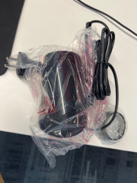 Gọn, nhẹ, phù hợp mang theo đi du lịch. Ưu đãi tốt từ nhà bán sp, giao hàng nhanh, vỏ ngoài cứng cáp, mẫu mã đẹp.