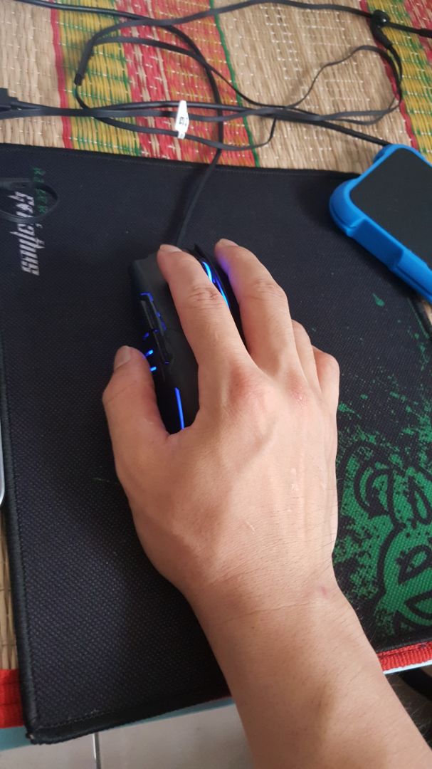 Rất tốt. Cầm vừa tay, đẹp. Hình ảnh sẽ cung cấp sau Rất tốt. Cầm vừa tay, đẹp. Hình ảnh sẽ cung cấp sau